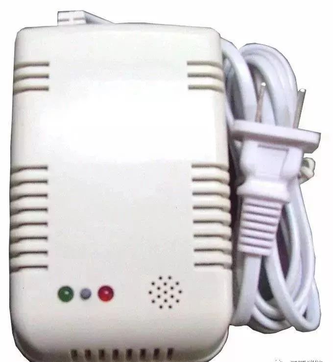 厨房着火怎么自救,厨房着火正确灭法