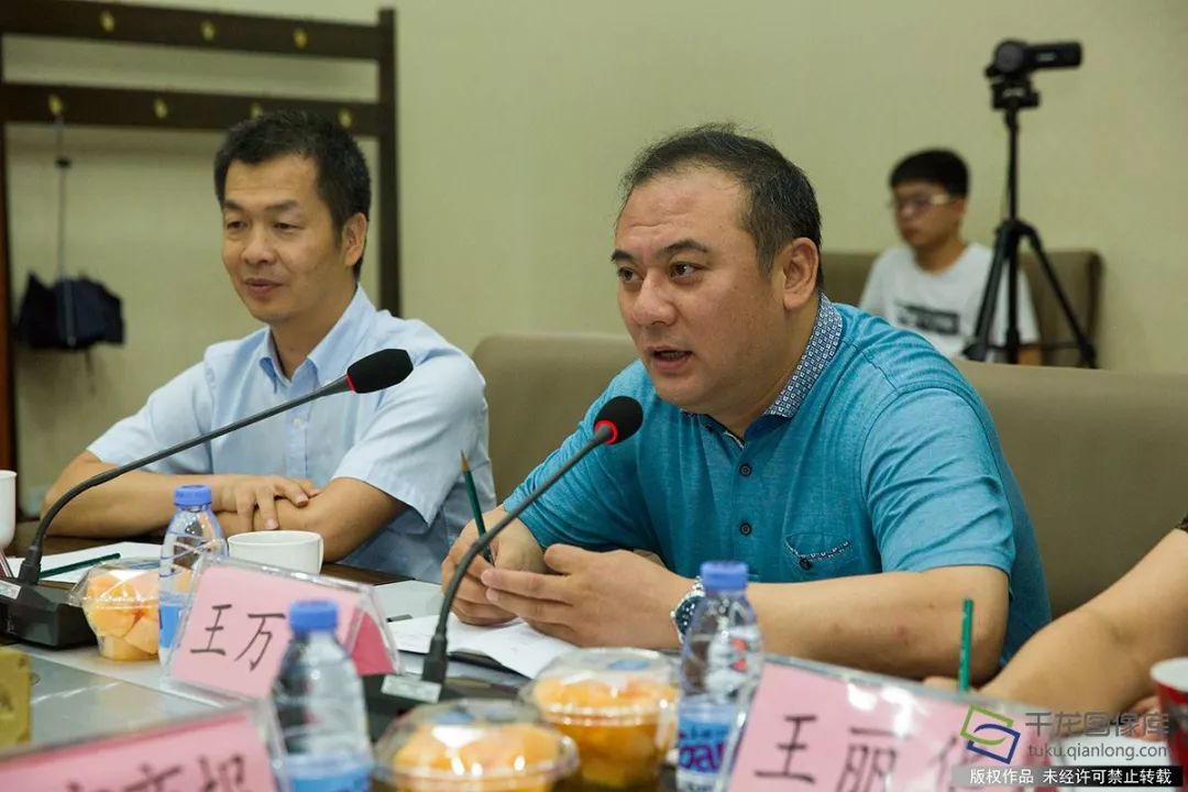 百荣世贸商城地下一层转型升级,百荣商城转型