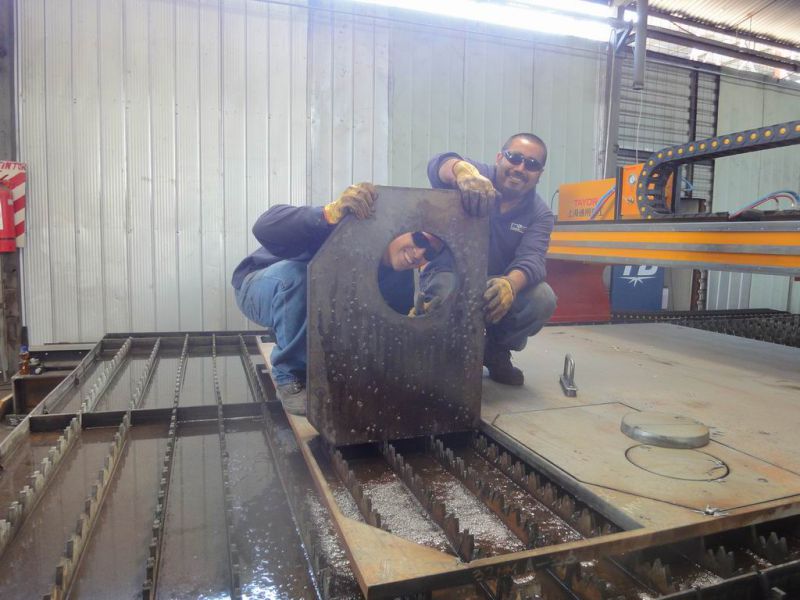 激光切割机与火焰切割机设备,等离子切割机和火焰切割机