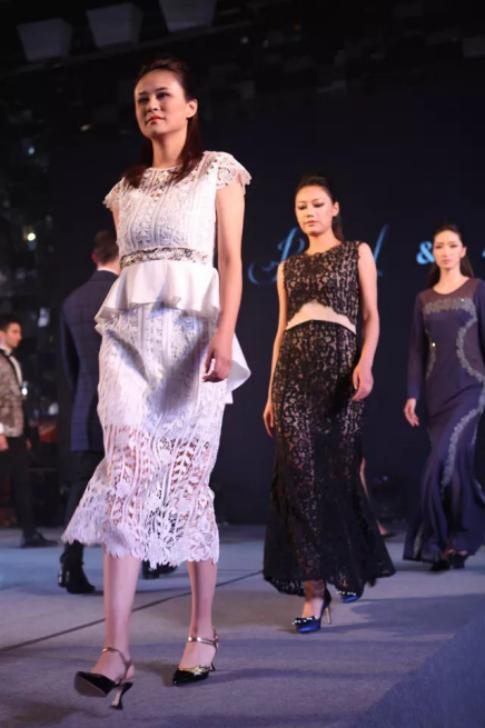 第二届木兰发展论坛暨美丽盛典在蓉隆重开启