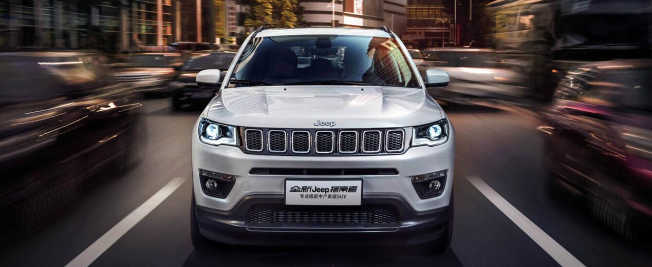 科鲁兹对比福克斯哪款好,科鲁兹和福克斯两厢哪个更好