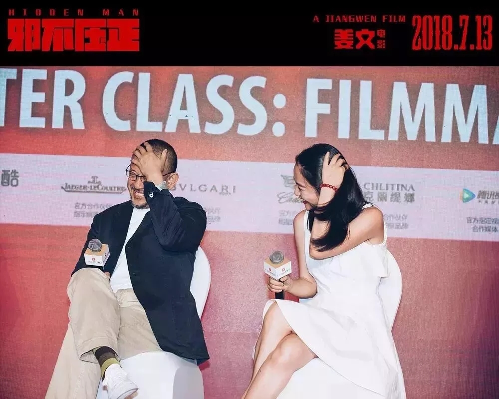 从睡觉判断一个男人爱不爱你,怎么判断一个男人爱你还是耍你玩