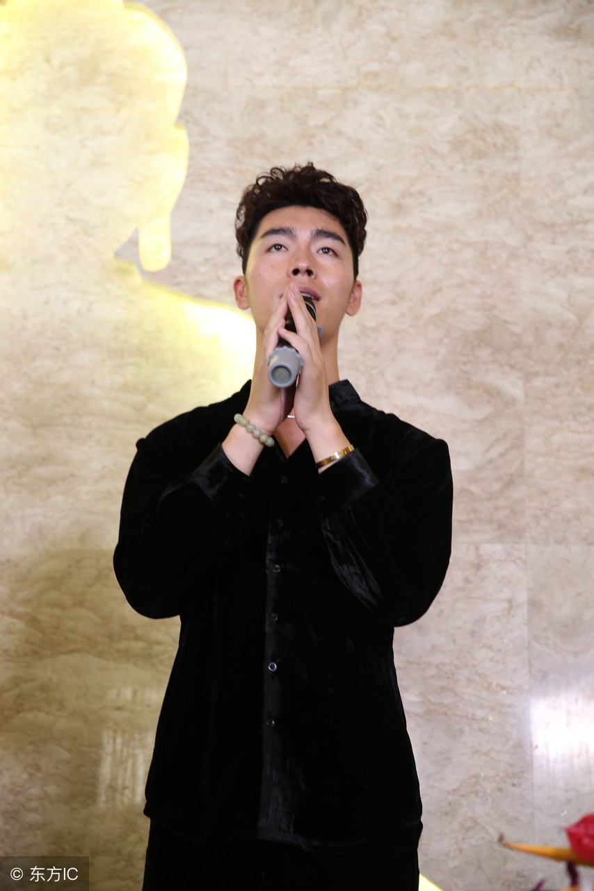 如何有效的练习唱高音,如何正确练习唱歌发声