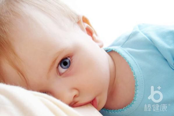 停止哺乳后一周如何排残奶,停止哺乳乳汁会自己吸收吗