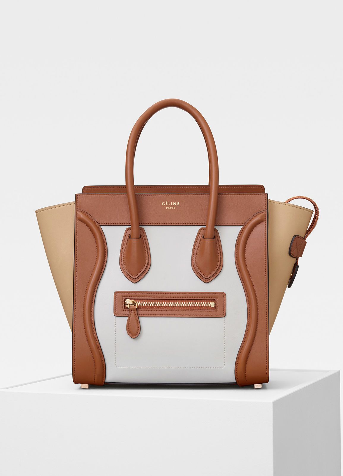 王菲独宠的赛琳同款包包在南宁回收怎么样呢？