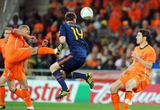 大连对中国足球贡献,大连为中国足球的贡献