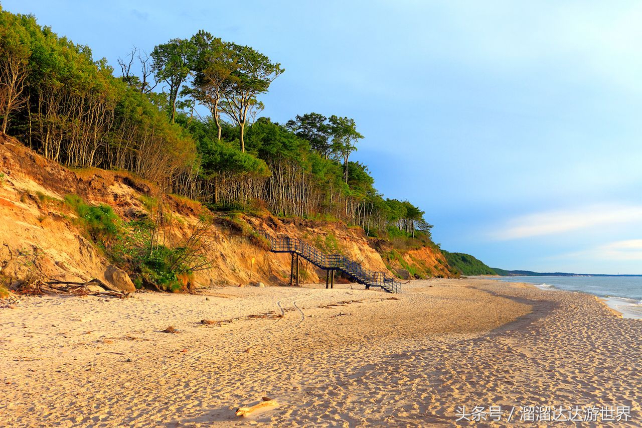 世界十大最惊艳的海滩浴场,世界十大海滩露天浴场