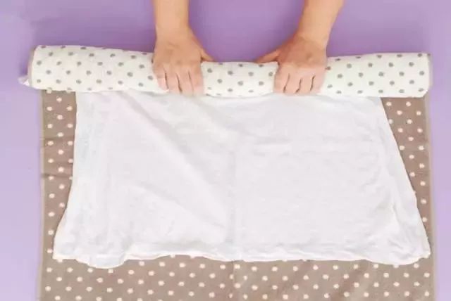 polo衣服缩水怎么恢复妙招,衣服起皱缩水教你一招快速解决