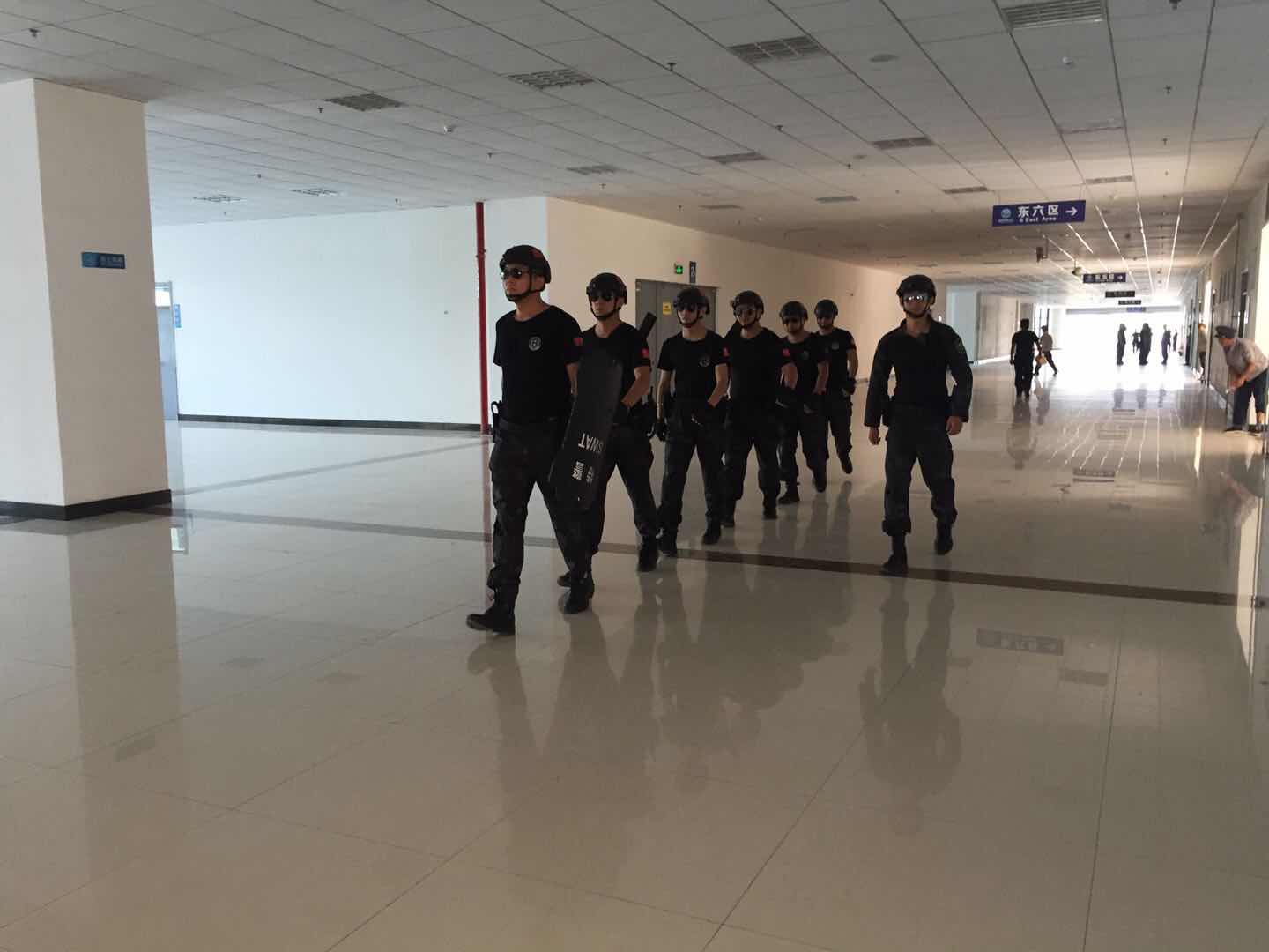 「基层动态」公安临渭分局巡特警大队战高温斗酷暑圆满完成2018中乙足球联赛“大秦之水VS长春百嘉”安保