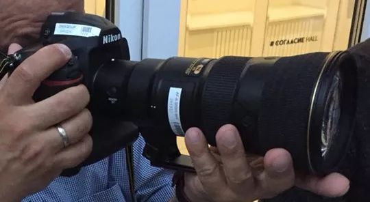 尼康d7200对比佳能5d4,佳能5d4和尼康d750哪个更好