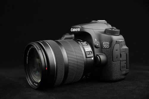 佳能相机70d值得入手吗,2016年佳能70d新机价格