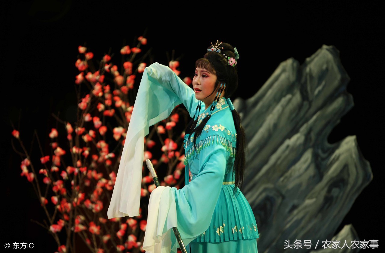 婊子无情戏子无义什么意思,为什么农村老人总觉得子女不孝