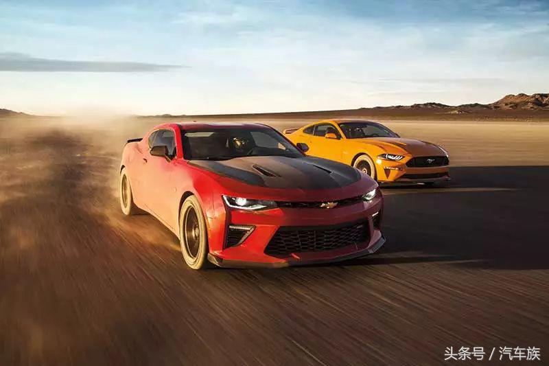 福特野马和雪佛兰科迈罗对比空间,福特野马对比雪佛兰科迈罗