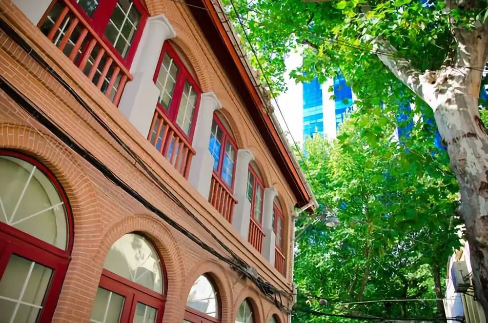 魔都超美的网红打卡圣地安福路,上海网红打卡地必去的路