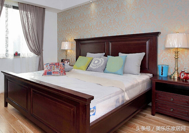 老婆突发奇想将衣柜做客厅，入住后发现简直太实用了，力荐！