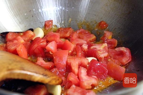 如何煮牛腩又烂又好吃,牛腩如何煮得软烂多汁