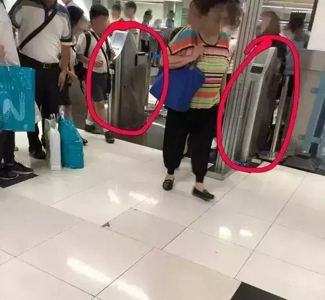 香港代购护肤品,香港代购的情况