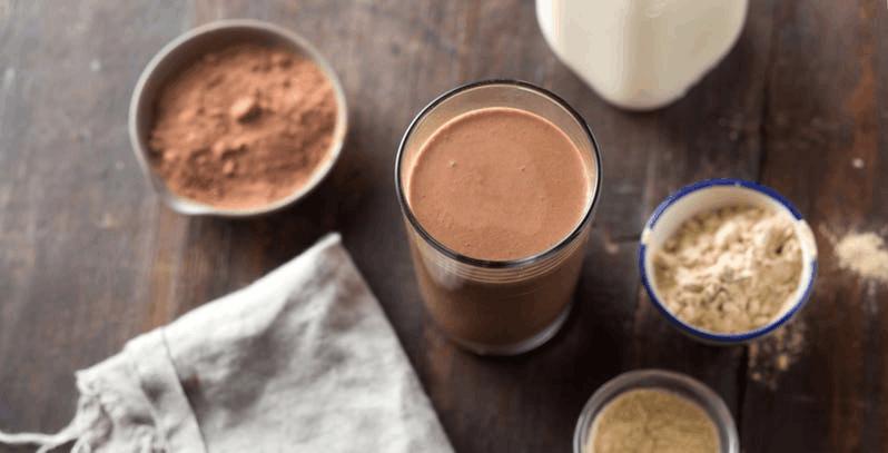 科学家发现巧克力新益处,巧克力牛奶零脂肪