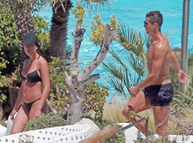 c罗35岁拥有这25岁的身材,c罗35岁年龄20岁的身材