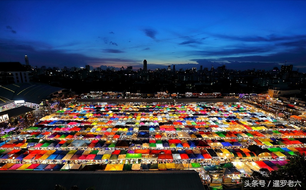 来曼谷看看你生活的地方,去曼谷哪个夜市最好