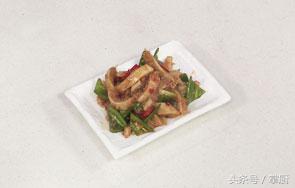 经典的一道下酒菜凉拌牛肚,广西下酒菜紫苏叶牛肚