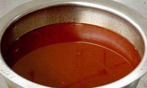 卤菜发黑发酸怎么治,卤菜发黑的原因和解决方法