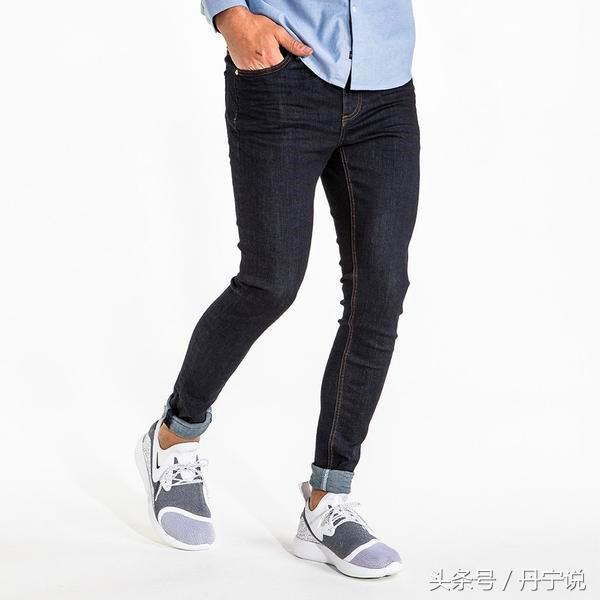 c罗迷你罗牛仔裤,世界足球先生c罗2017