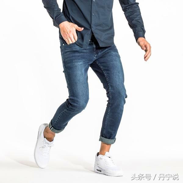 c罗刺绣牛仔裤,足球明星c罗是几号