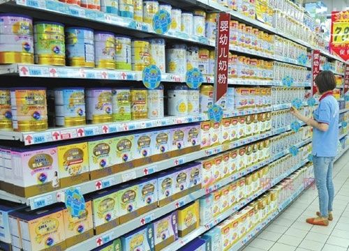 宝宝喝奶粉不适应怎么换奶粉,宝宝换奶粉会出现什么情况