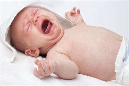 宝宝喝奶粉不适应怎么换奶粉,宝宝换奶粉会出现什么情况