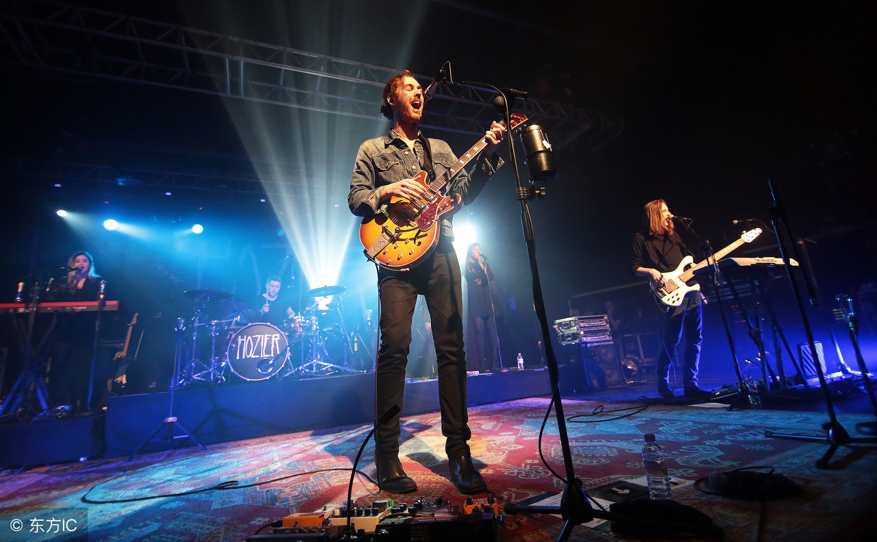 流行唱歌的咬字与吐字技巧,唱歌技巧和发声方法和气息练习