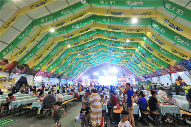 青岛啤酒节海鲜大咖探店,青岛啤酒节海鲜美食