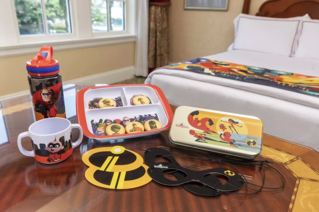 香港迪士尼门票深港联游,香港迪士尼2大1小亲子当日套票