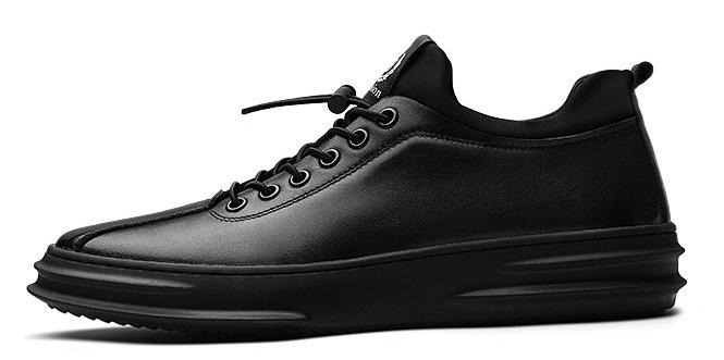 张云龙魅力视频,张云龙在球场上奔跑