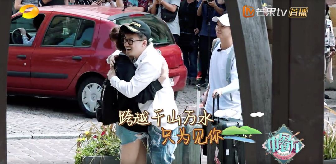 五阿哥小燕子双向奔赴,小燕子和五阿哥甜甜蜜蜜