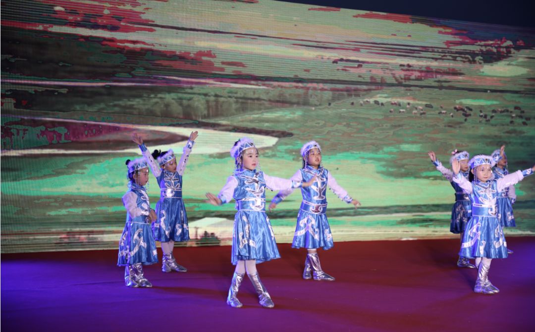 「点赞」相遇七月活动多！第二届“辽源之星”社区文化艺术节开幕啦~