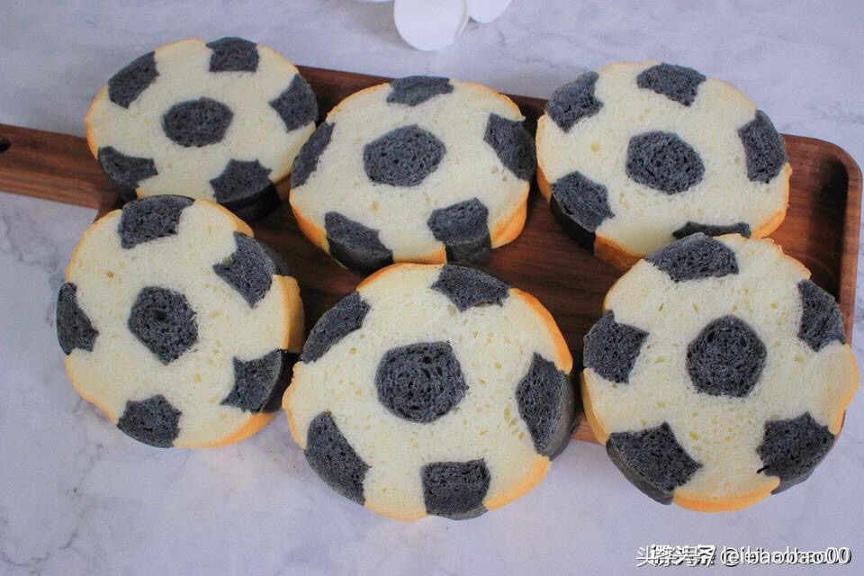 足球插画图片,海绵宝宝插画吐司