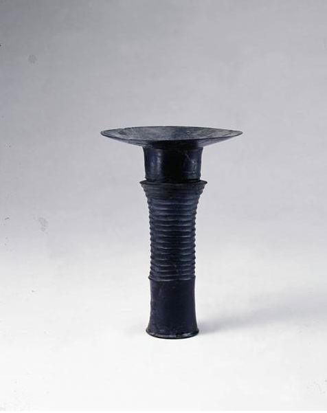 蛋壳黑陶杯什么时候出土的,蛋壳黑陶杯是如何发现的