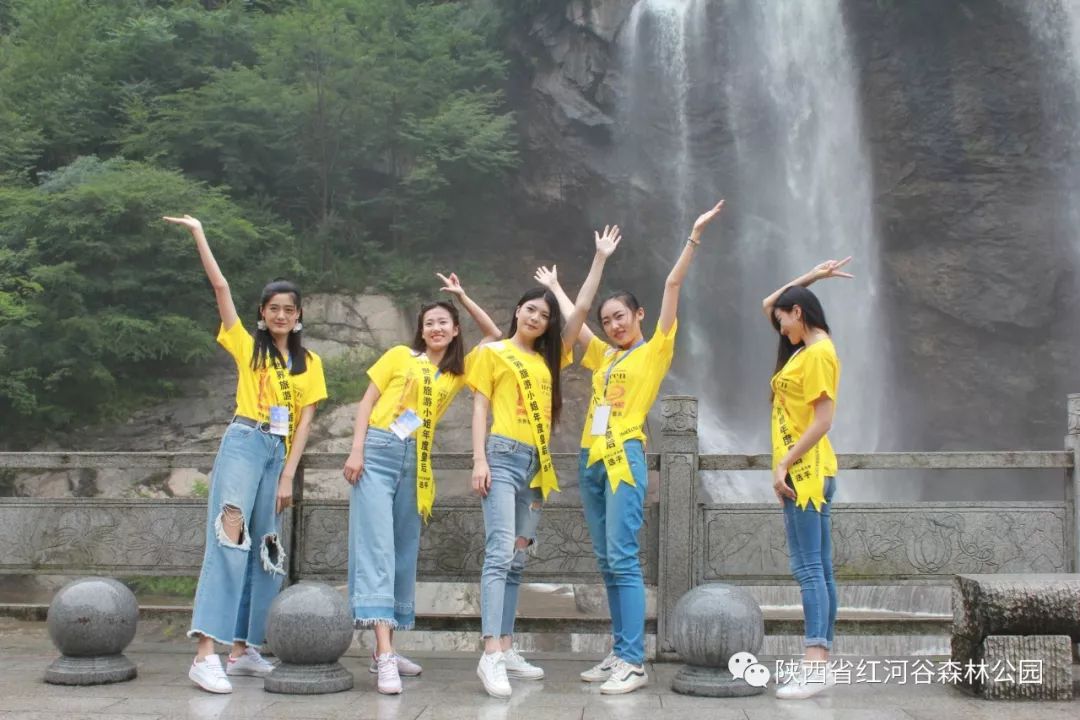 世界旅游小姐漂流,世界旅游小姐来塔沟武校