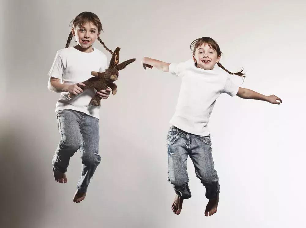 如何让孩子在暑假之内快速长高,父母身高不高怎样让孩子长高