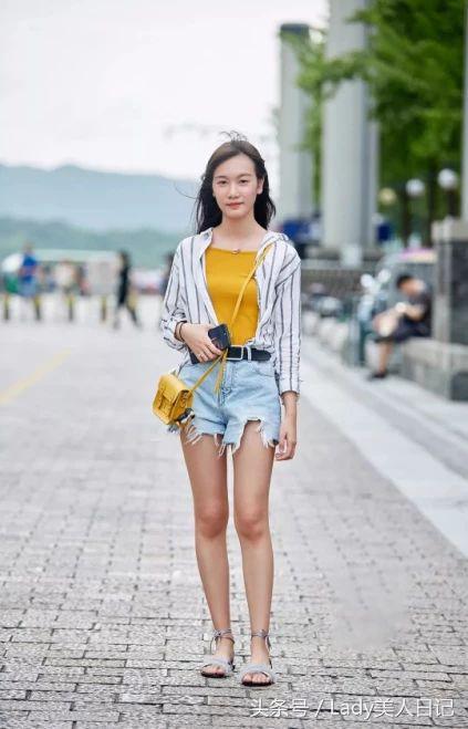 经典条纹单品时尚达人怎么穿,黑白条纹怎么穿不土气