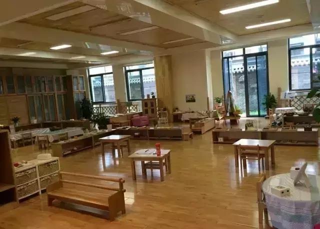 重庆这些“土豪”学校，从幼儿园开始就读不起了……