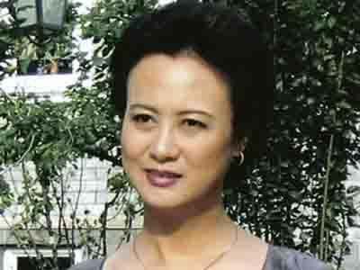 柏寒不受外形、戏路制约，尝试多种角色、不断开拓自己表演领域