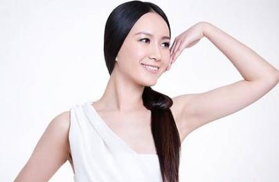 头痒头油多用什么洗发水能治,头痒头油还长痘痘洗什么洗发水