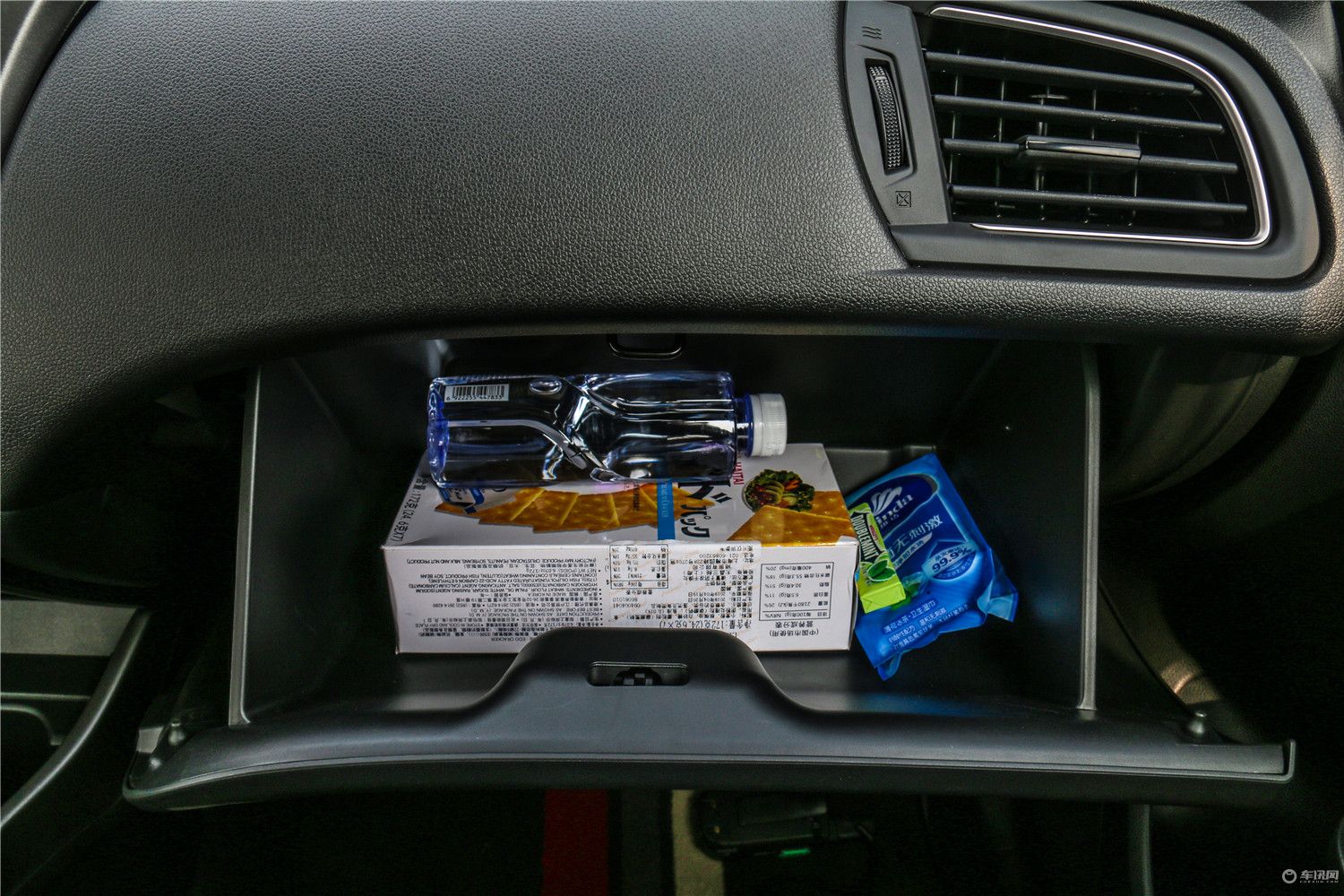 给媳妇买辆车代步用,适合给媳妇买的车