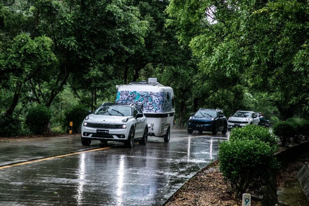 领克01的质感比得上帕萨特吗,领克01轮胎使用效果