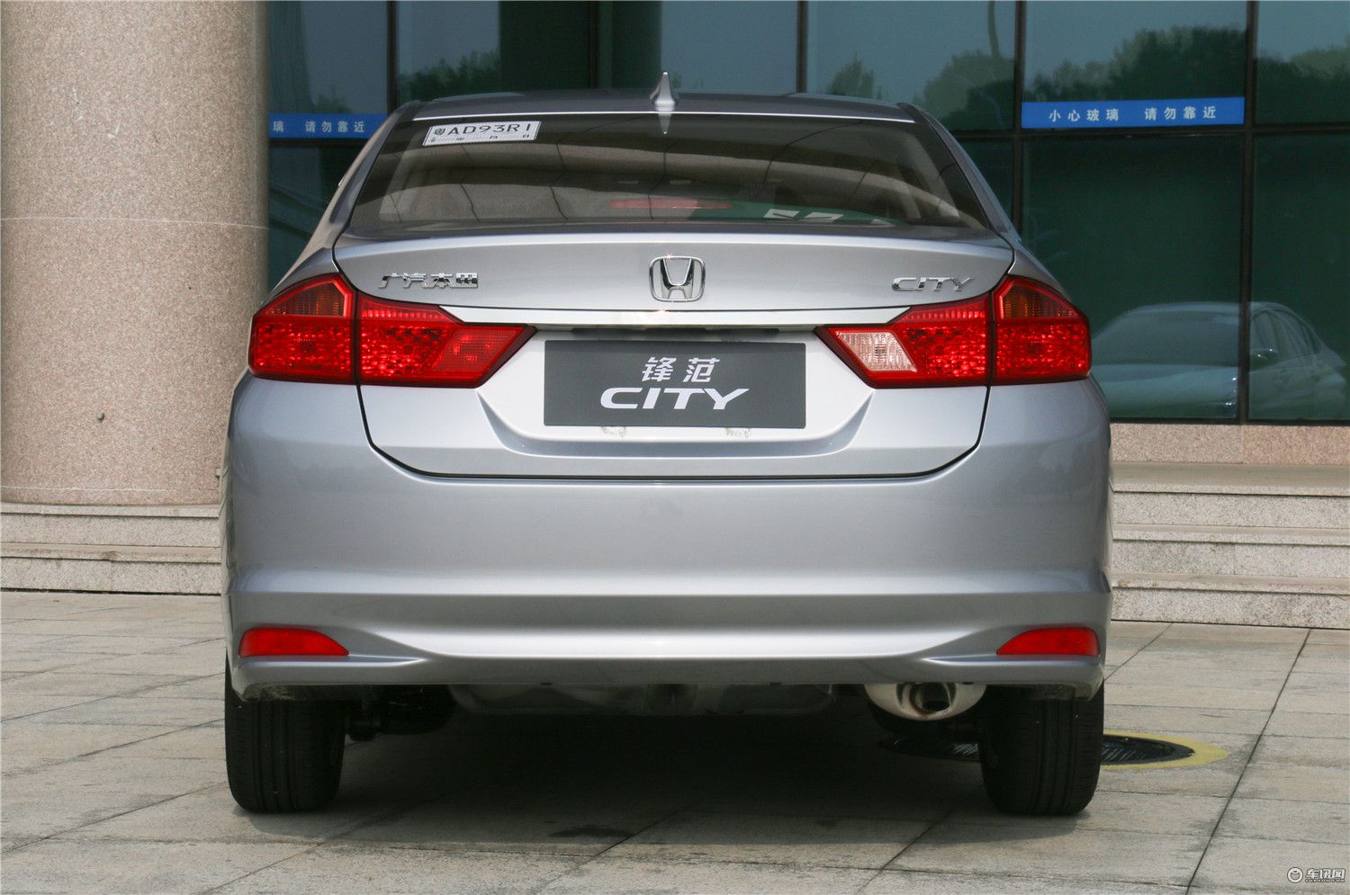 关于第五代全新本田锋范city,省心省油实用代步车本田锋范