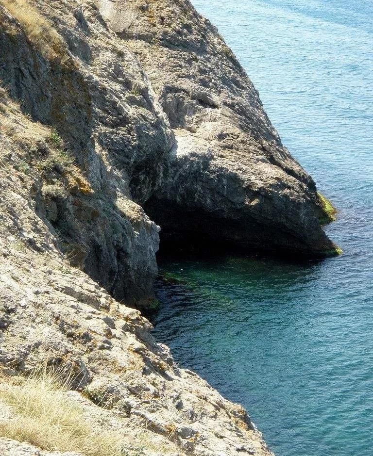 威海羊亭海边,威海羊亭靠海吗