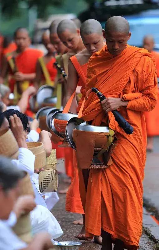 东南亚冷门大巴价格,中国哪个市到泰国最便宜