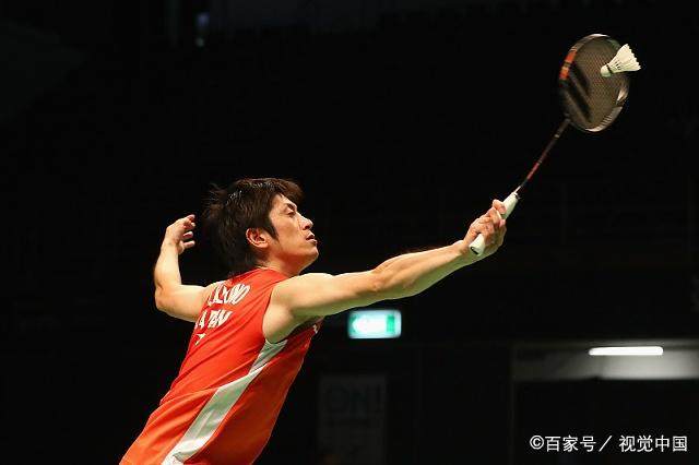 羽毛球高远球正确方法和发力,高远球是羽毛球的基础